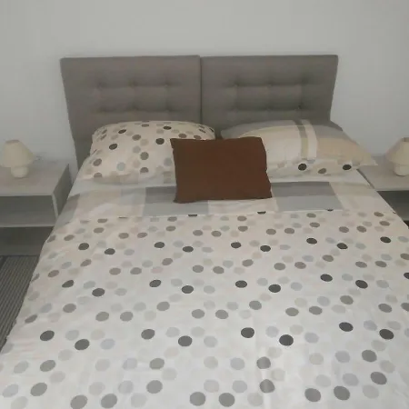 Ljiljana Apartment Srima