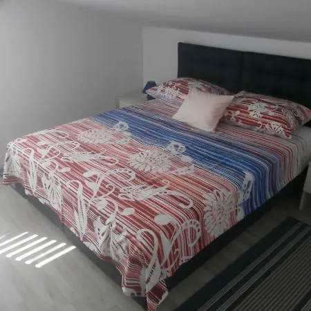 Apartment Ljiljana