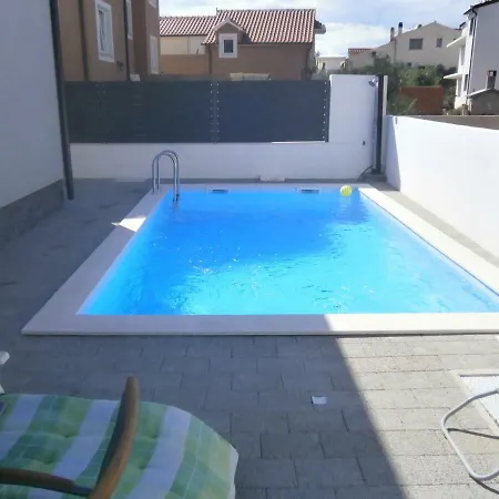 Ljiljana Apartment Srima