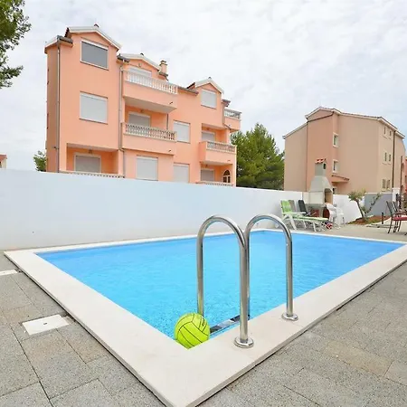 Ljiljana Apartment